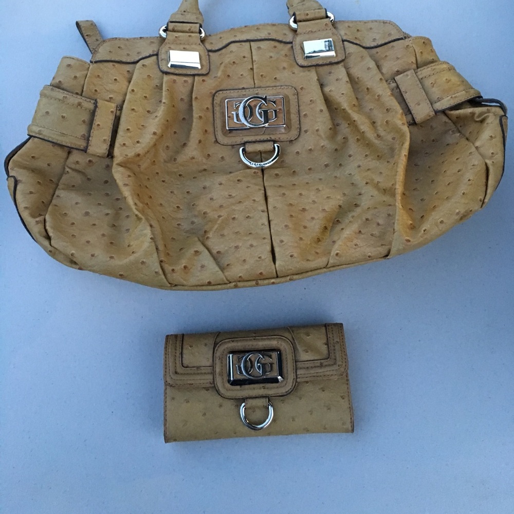 Guess Handbag and matching wallet
